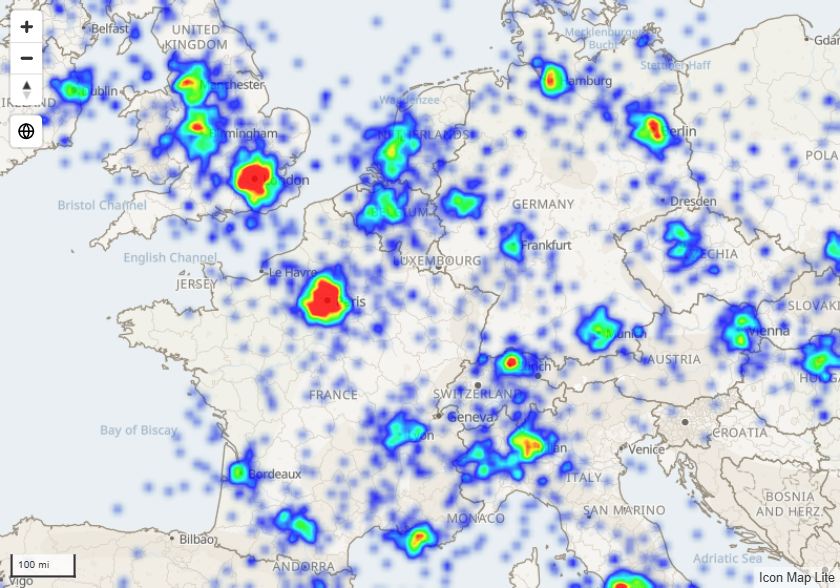 A heatmap over Europe, blue at the edges and red where points are densest
